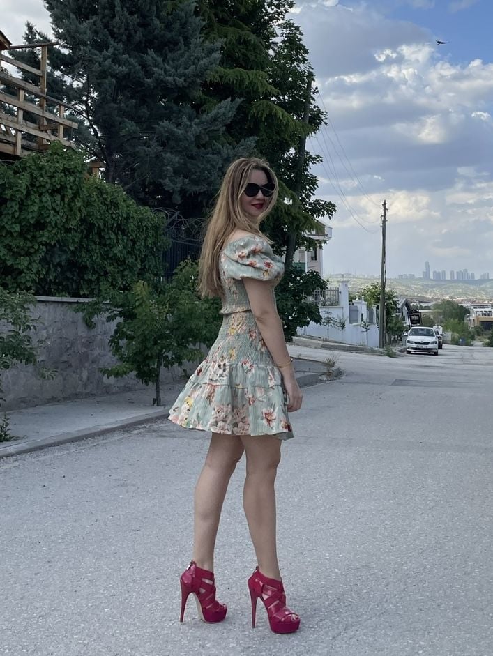 Balon Kol Çiçekli Lastikli Yeşil Elbise