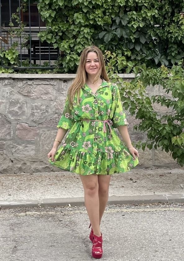 Belden Çıkarılabilir Kuşaklı Çiçekli Yeşil Şifon Elbise